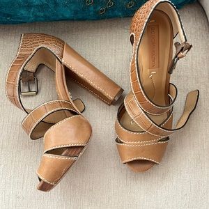 BCBG MAXAZRIA Platform Heels